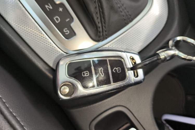 Used Audi Q3 2015 35 TFSI quattro Millionth Anniversary Edition Vehicle Key