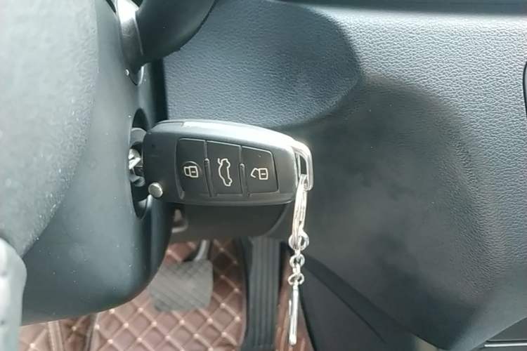 Used Audi Q3 2015 35 TFSI quattro Technology Edition Vehicle Key