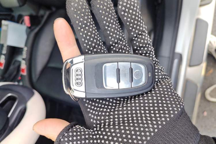 Used Audi Q3 2015 35 TFSI Millionth Anniversary Intelligent Edition Vehicle Key