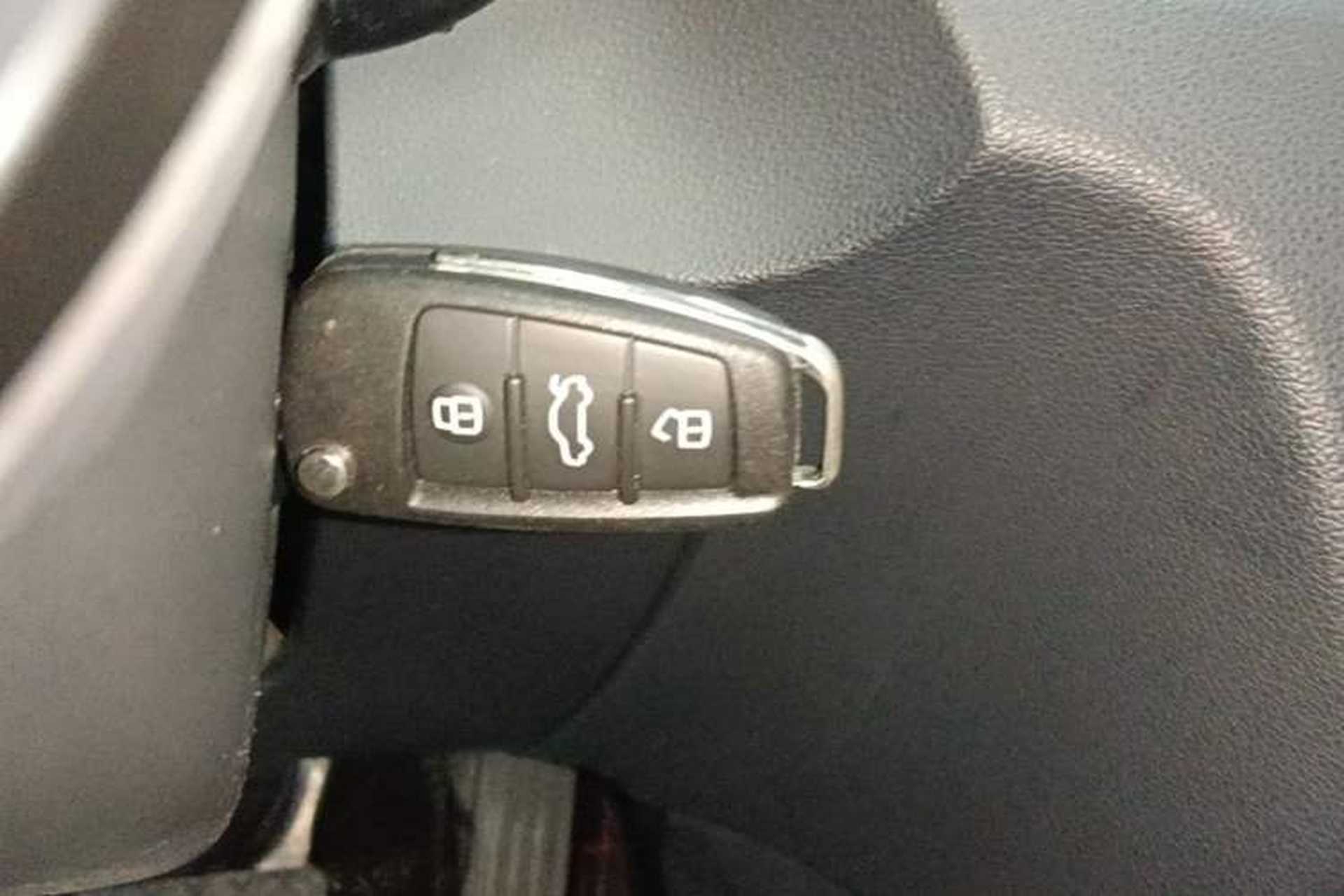 Used Audi Q3 2015 35 TFSI quattro Millionth Anniversary Edition Vehicle Key