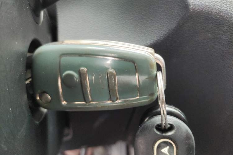 Used Audi Q3 2015 35 TFSI Comfort Model Vehicle Key