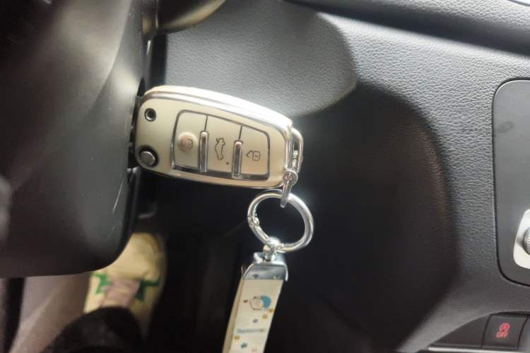 Used Audi Q3 2015 35 TFSI Ambition Edition Vehicle Key