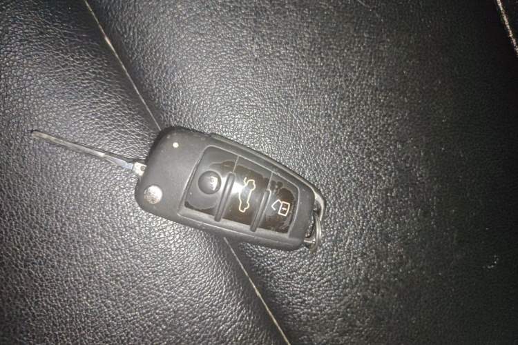 Used Audi Q3 2015 30 TFSI Ambition Edition Vehicle Key