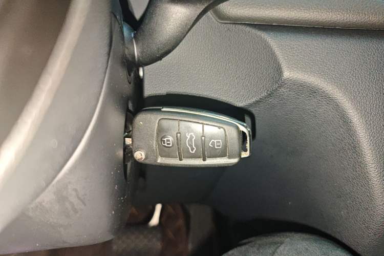 Used Audi Q3 2015 35 TFSI quattro Millionth Anniversary Edition Vehicle Key