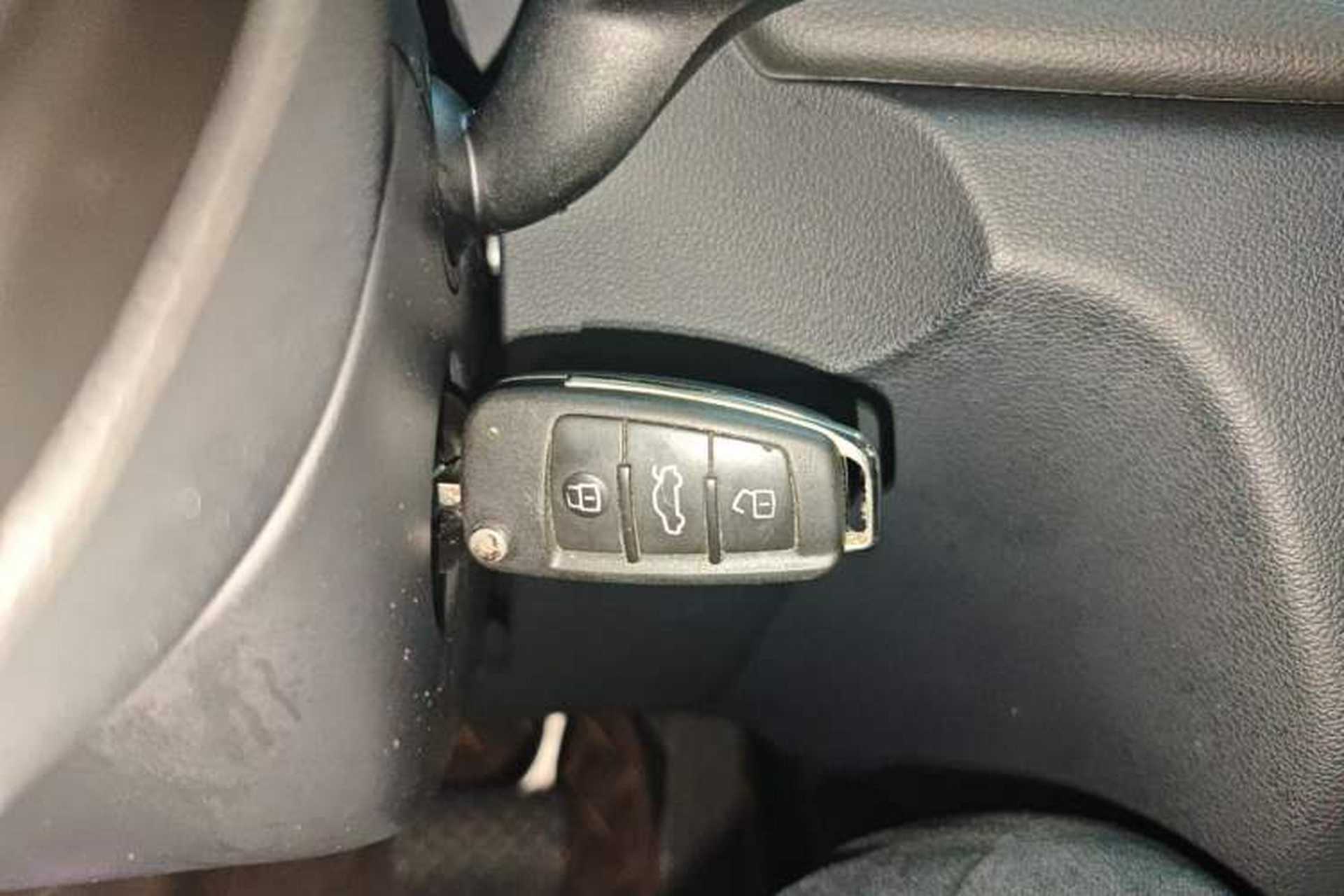 Used Audi Q3 2015 35 TFSI quattro Millionth Anniversary Edition Vehicle Key