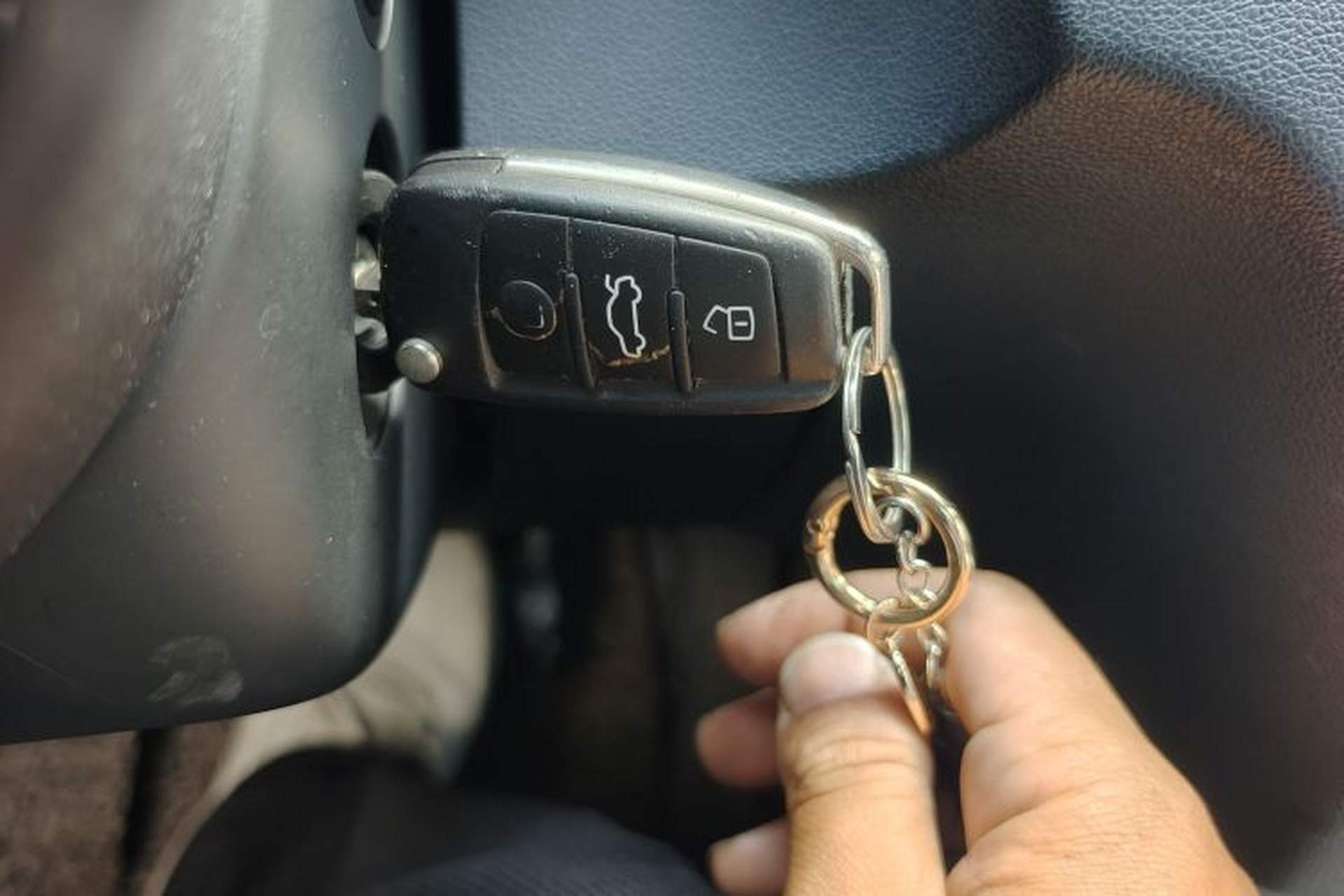 Used Audi Q3 2015 35 TFSI Comfort Model Vehicle Key