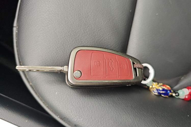 Used Audi Q3 2015 35 TFSI Comfort Model Vehicle Key