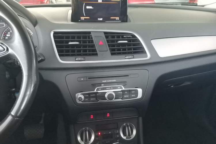 Used Audi Q3 2015 35 TFSI Millionth Anniversary Intelligent Edition Audio And AC Panel