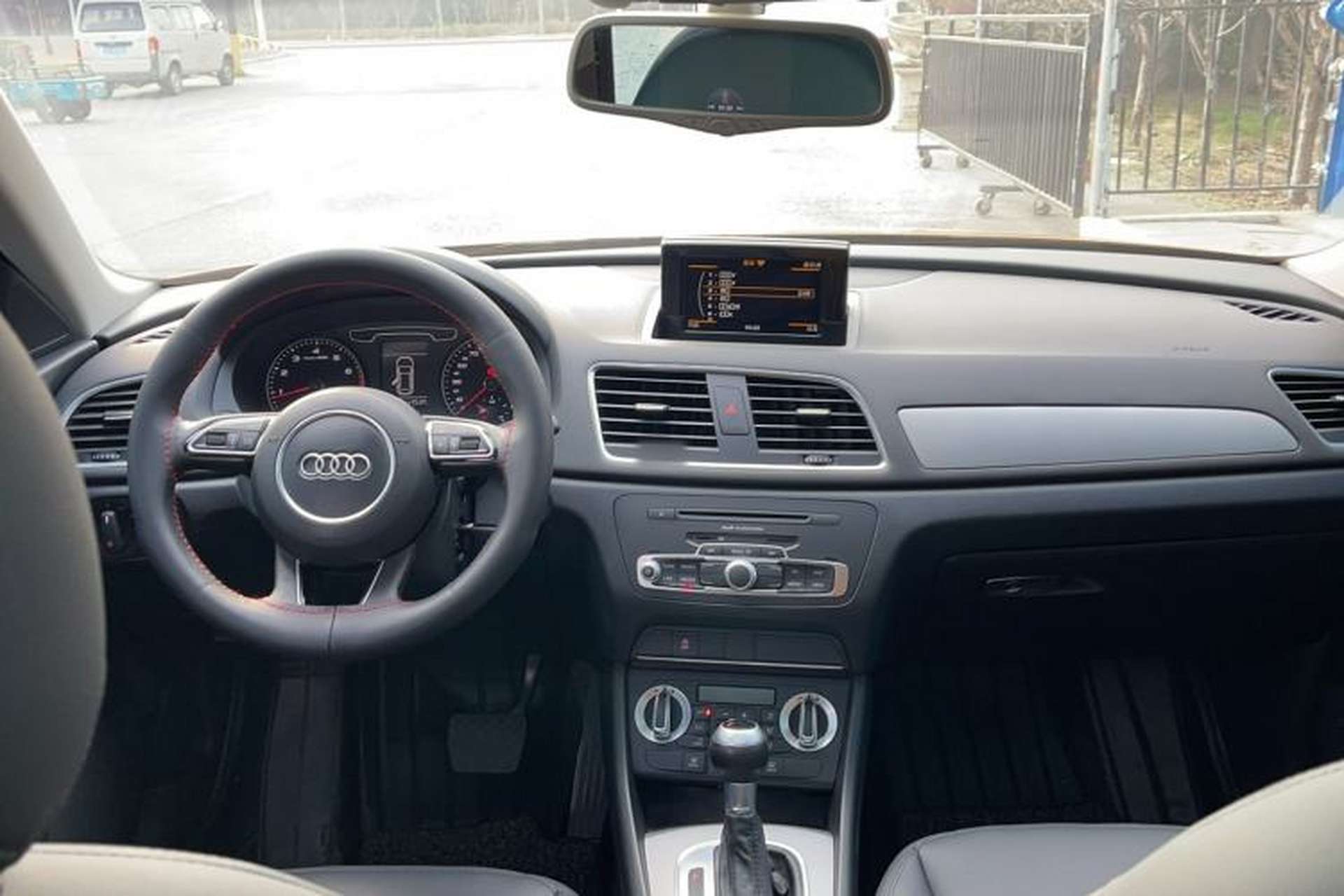 Used Audi Q3 2015 35 TFSI Millionth Anniversary Intelligent Edition Center Console