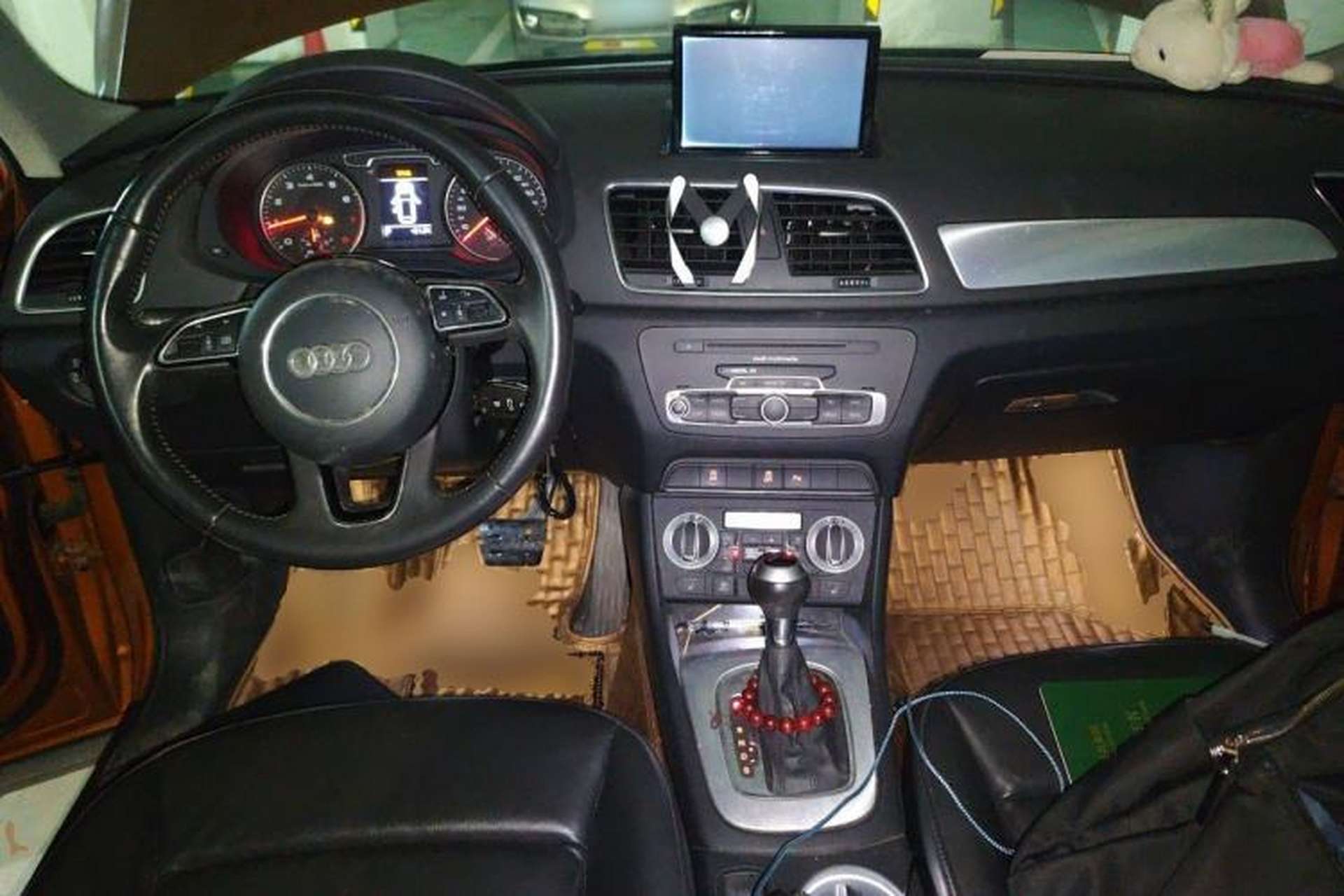Used Audi Q3 2015 35 TFSI Millionth Anniversary Comfort Model Center Console