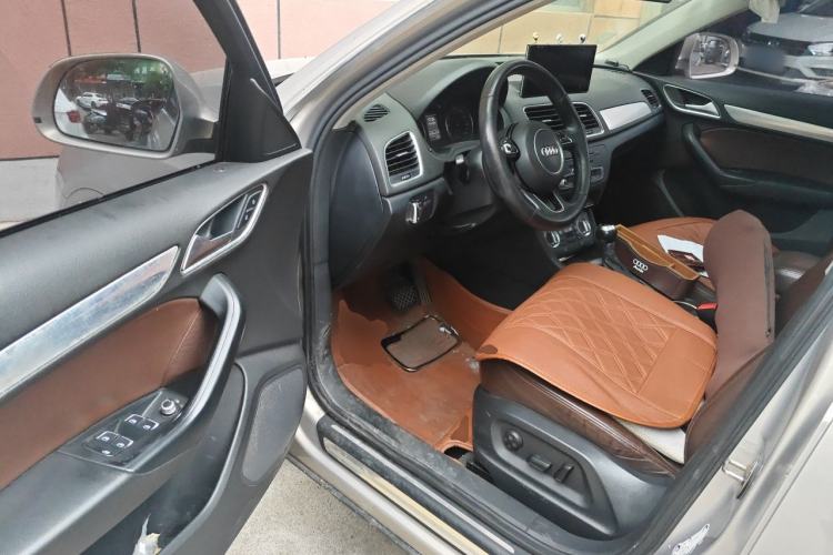 Used Audi Q3 2015 30 TFSI Comfort Model Driver Seat
