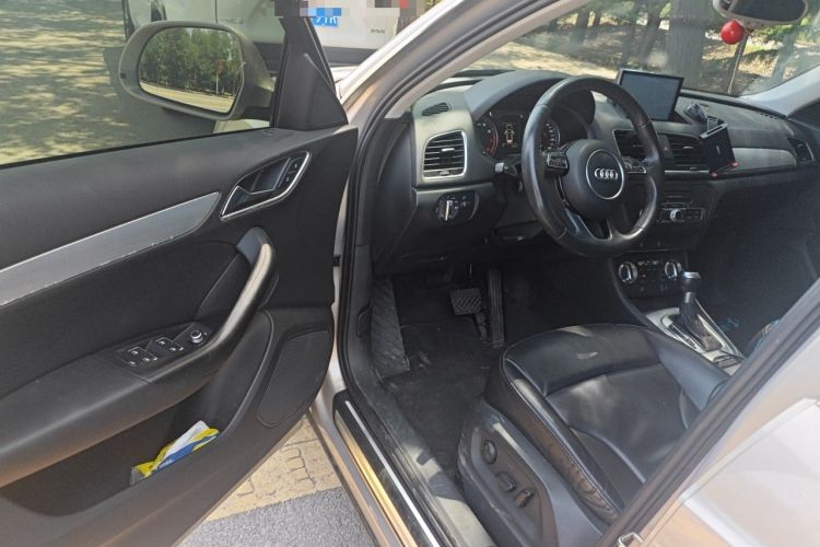 Used Audi Q3 2015 30 TFSI Comfort Model Driver Seat