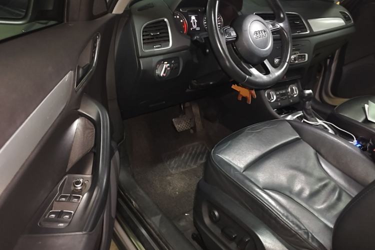 Used Audi Q3 2015 30 TFSI Comfort Model Driver Seat