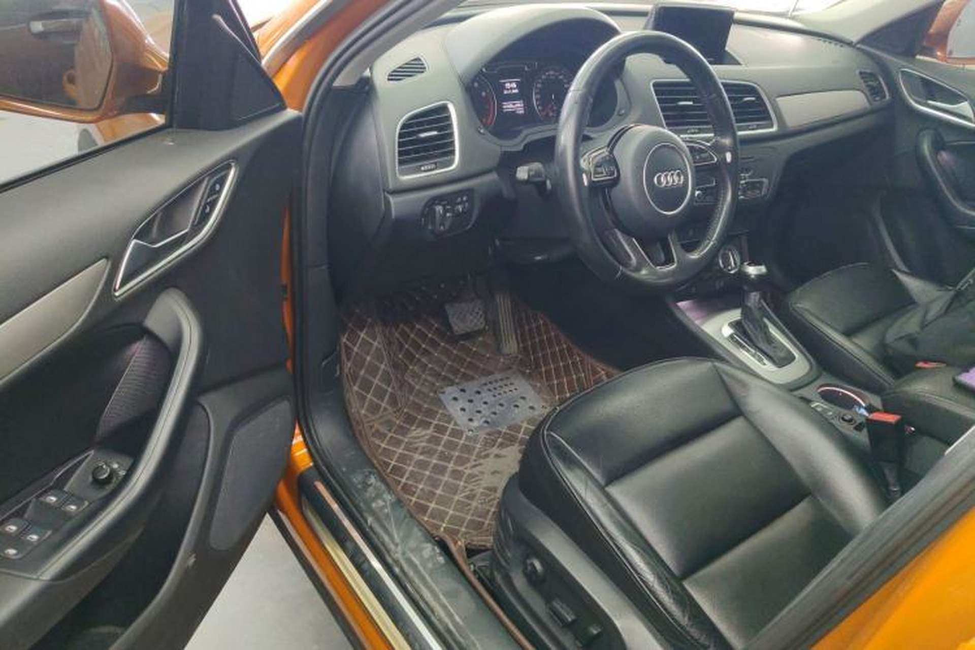 Used Audi Q3 2015 30 TFSI Ambition Edition Driver Seat