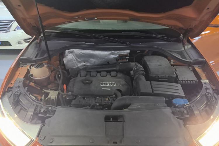 Used Audi Q3 2015 35 TFSI quattro Technology Edition Engine Bay