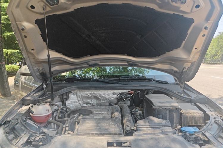 Used Audi Q3 2015 30 TFSI Comfort Model Engine Bay