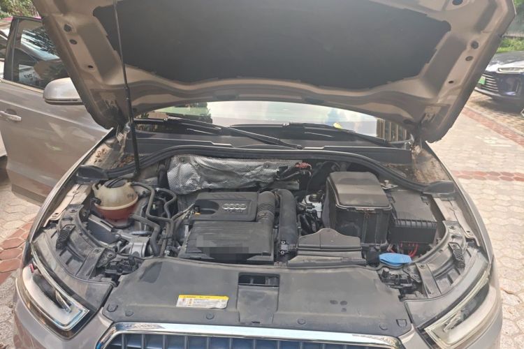 Used Audi Q3 2015 30 TFSI Comfort Model Engine Bay