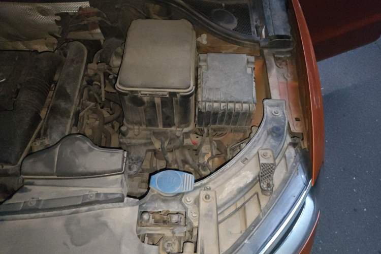 Used Audi Q3 2015 30 TFSI Comfort Model Engine Bay Left