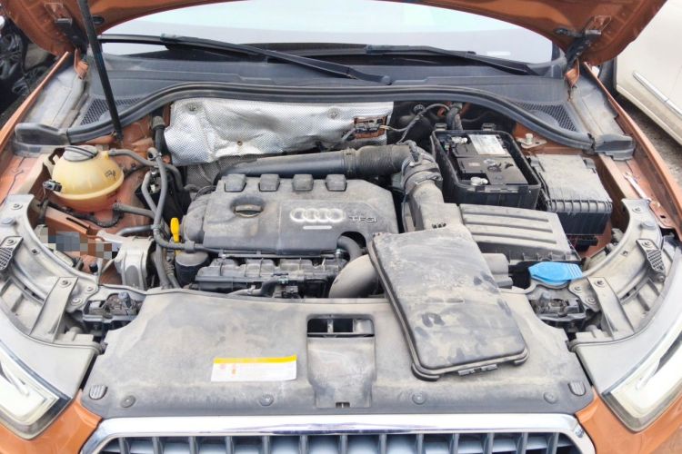 Used Audi Q3 2015 35 TFSI quattro Technology Edition Engine Bay