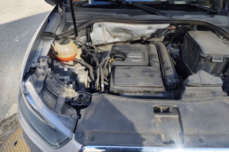 Used Audi Q3 2015 30 TFSI Ambition Edition Engine Bay Right