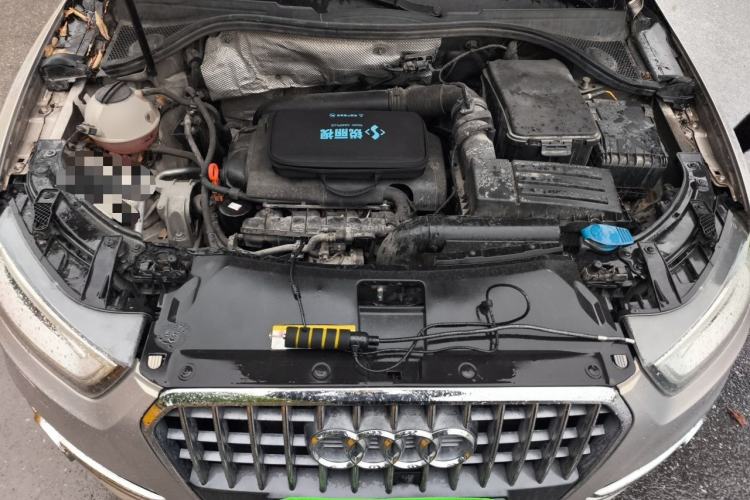 Used Audi Q3 2015 35 TFSI Ambition Edition Engine Bay