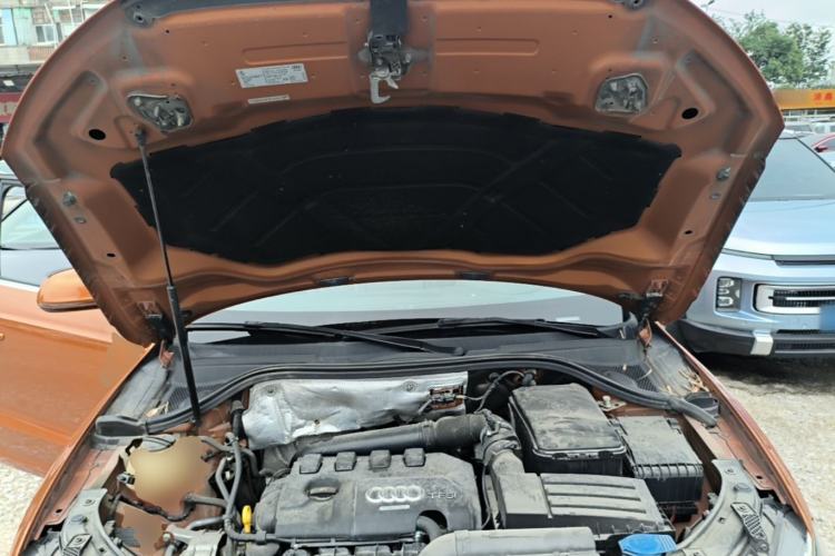 Used Audi Q3 2015 35 TFSI quattro Technology Edition Engine Bay