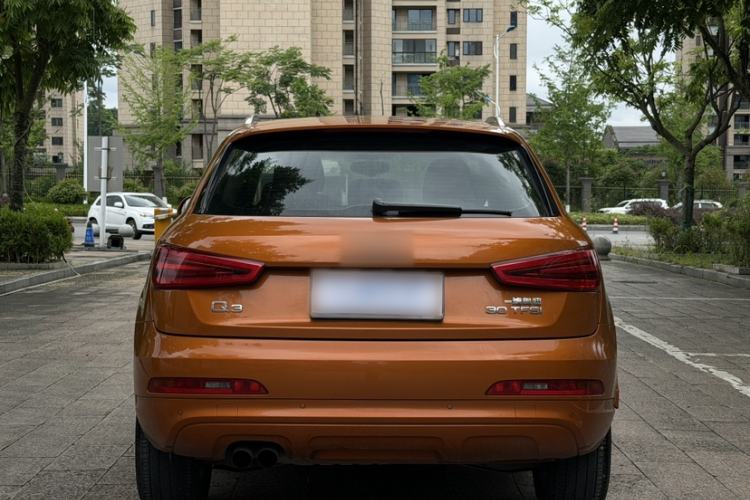 Used Audi Q3 2015 30 TFSI Ambition Edition Exterior 4