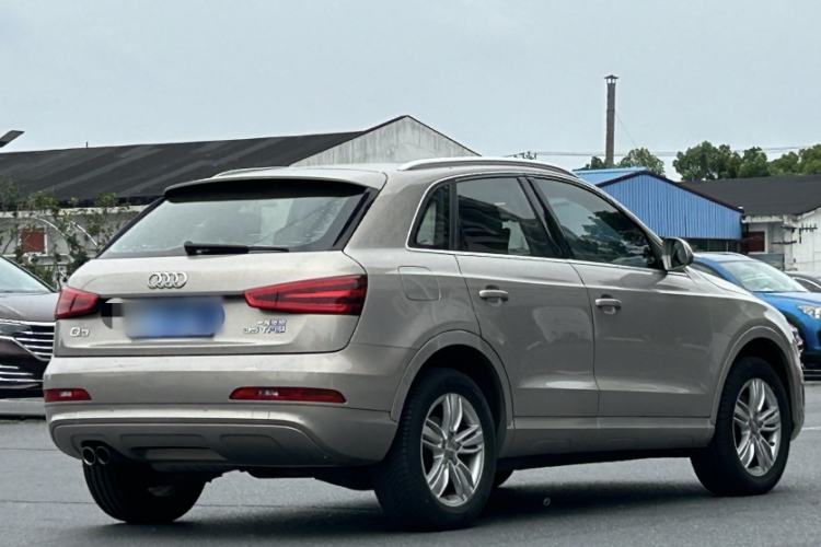 Used Audi Q3 2015 35 TFSI Comfort Model Exterior 4