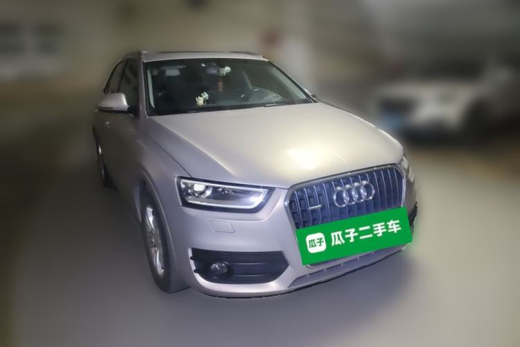 Used Audi Q3 2015 35 TFSI quattro Technology Edition Front Right 45 Deg