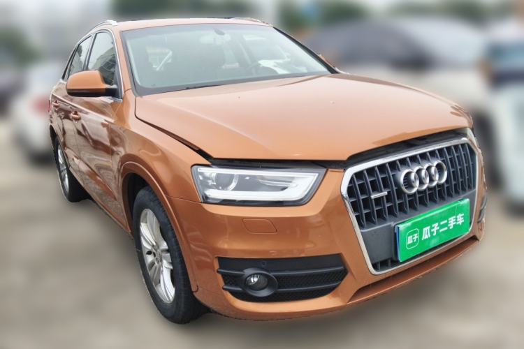 Used Audi Q3 2015 35 TFSI quattro Technology Edition Front Right 45 Deg