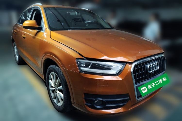 Used Audi Q3 2015 35 TFSI Comfort Model Front Right 45 Deg