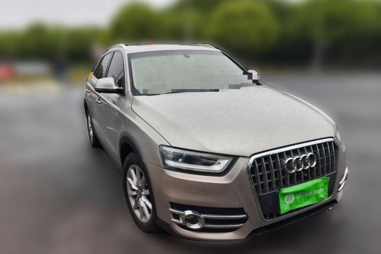 Used Audi Q3 2015 35 TFSI Ambition Edition Front Right 45 Deg