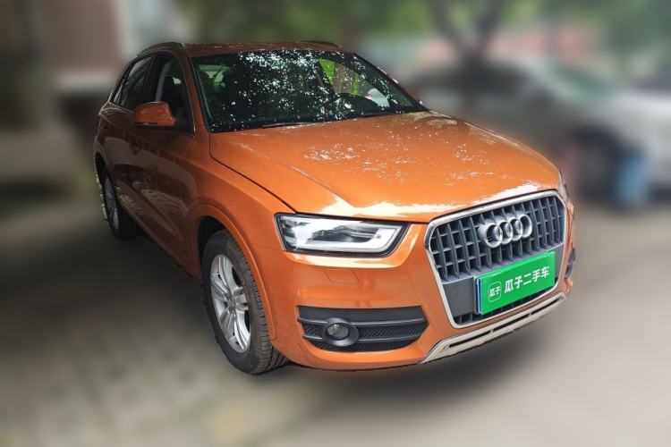 Used Audi Q3 2015 35 TFSI Comfort Model Front Right 45 Deg
