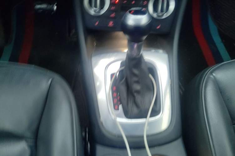 Used Audi Q3 2015 35 TFSI Ambition Edition Gear Lever