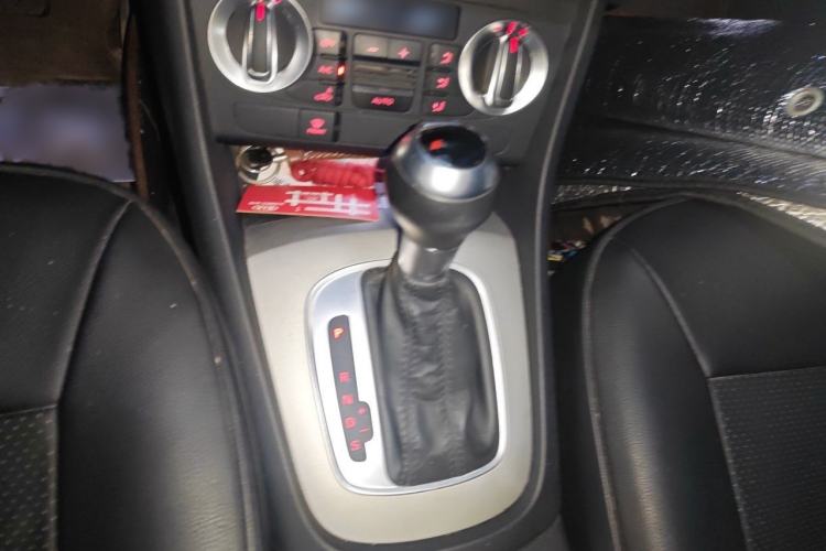Used Audi Q3 2015 30 TFSI Ambition Edition Gear Lever