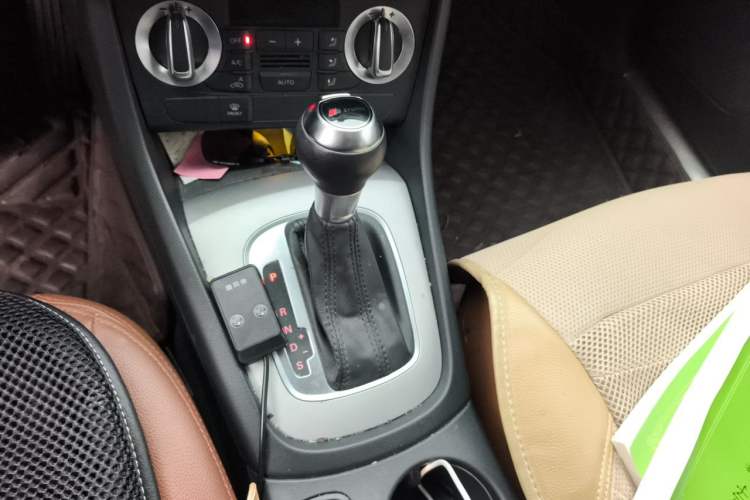 Used Audi Q3 2015 35 TFSI Ambition Edition Gear Lever