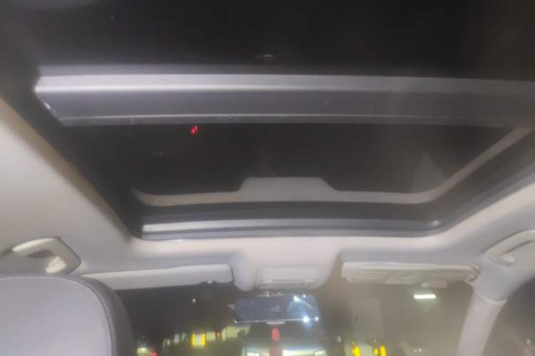 Used Audi Q3 2015 30 TFSI Comfort Model Headliner