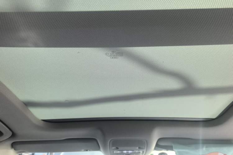 Used Audi Q3 2015 35 TFSI quattro Luxury Edition Headliner