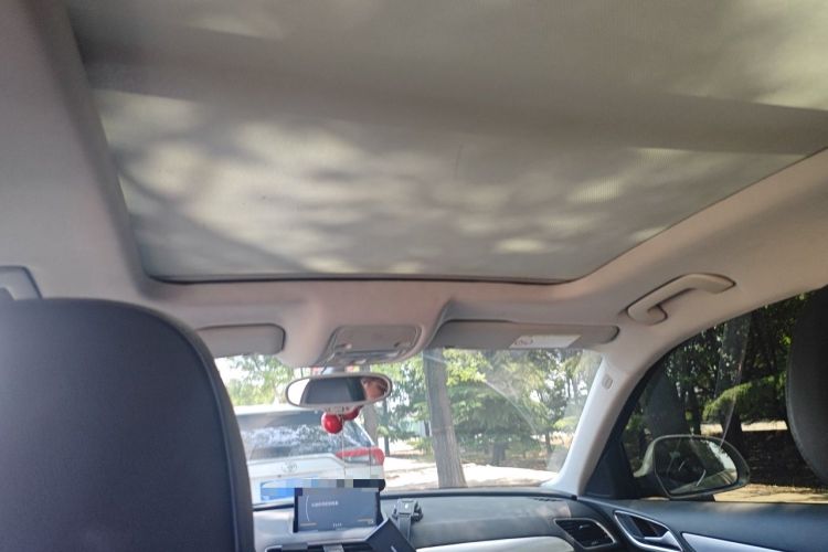 Used Audi Q3 2015 30 TFSI Comfort Model Headliner