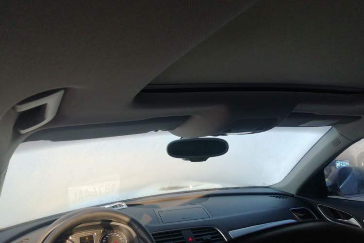 Used Audi Q3 2015 35 TFSI Millionth Anniversary Comfort Model Headliner