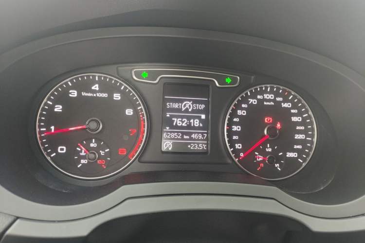 Used Audi Q3 2015 35 TFSI Comfort Model Instrument Cluster