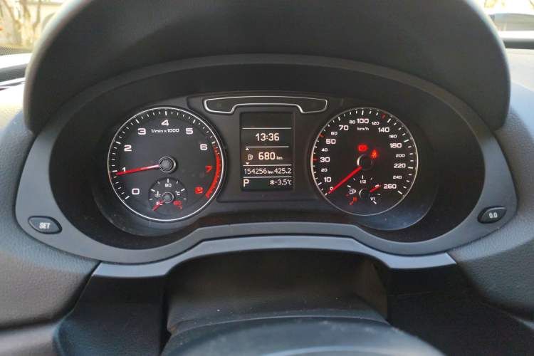 Used Audi Q3 2015 30 TFSI Ambition Edition Instrument Cluster