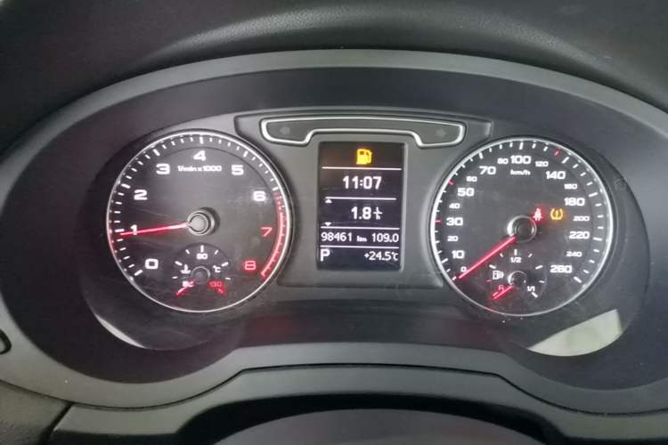 Used Audi Q3 2015 35 TFSI Millionth Anniversary Intelligent Edition Instrument Cluster