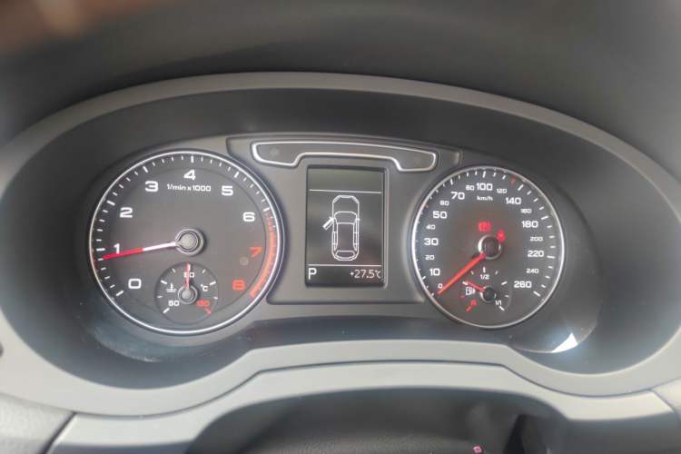 Used Audi Q3 2015 35 TFSI Millionth Anniversary Comfort Model Instrument Cluster