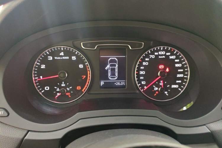 Used Audi Q3 2015 35 TFSI Comfort Model Instrument Cluster