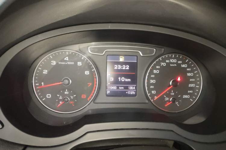 Used Audi Q3 2015 35 TFSI quattro Technology Edition Instrument Cluster