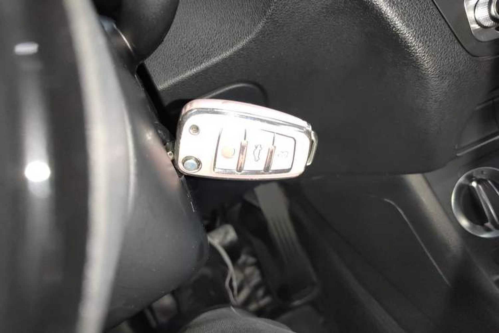 Used Audi Q3 2015 35 TFSI quattro Technology Edition Interior 1