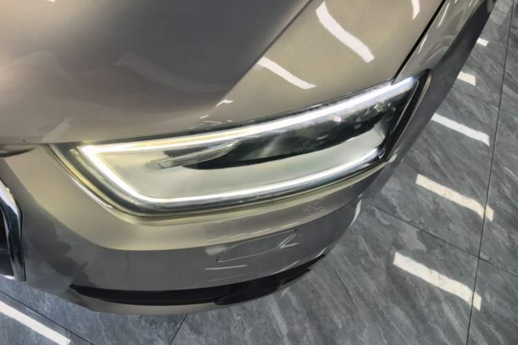 Used Audi Q3 2015 35 TFSI quattro Technology Edition Left Front Headlight