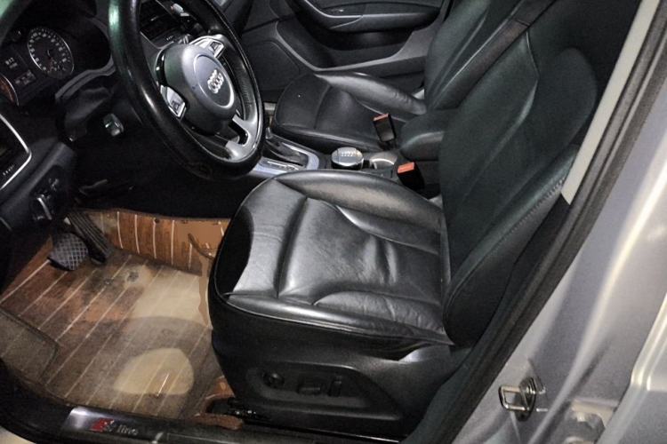 Used Audi Q3 2015 35 TFSI quattro Technology Edition Left Front Seat