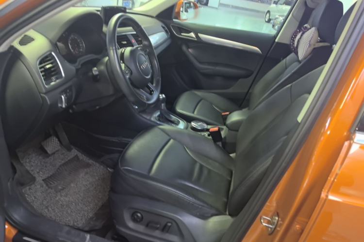 Used Audi Q3 2015 35 TFSI quattro Technology Edition Left Front Seat